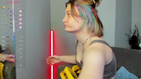 April online show from January 6, 11:09 pm