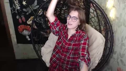 Lina online show from November 11, 5:15 pm