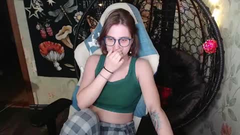 Lina online show from April 19, 12:28 pm