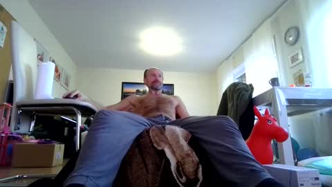 Greg online show from October 28, 8:59 am