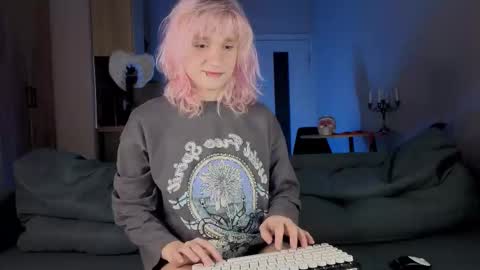 Greg-independent model online show from March 7, 8:42 pm