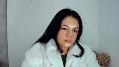 Snapshot of greicy_rouse chatting on October 15, 2:07 pm greicy_rouse online show from October 15, 2:07 pm