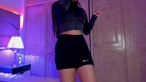 greidy_baker online show from June 13, 3:17 am