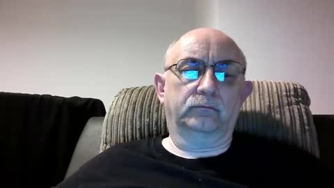 Snapshot of grey_dom chatting on March 9, 8:10 pm Master  Sir online show from March 9, 8:10 pm
