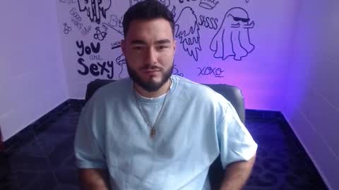 Greyson online show from November 11, 1:24 pm