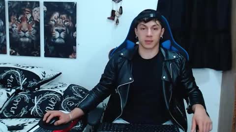 griego01 online show from March 3, 2:36 am