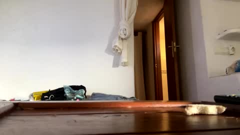 guardiannif_ online show from February 19, 4:44 pm