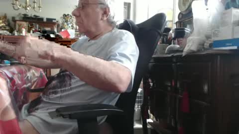 guerald online show from March 11, 4:18 pm