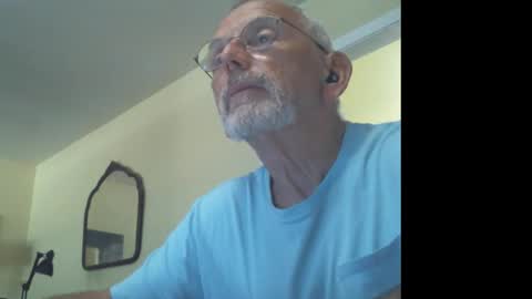 Roy online show from October 14, 3:26 pm