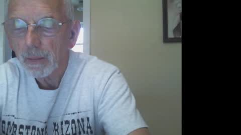 Roy online show from October 22, 1:35 pm