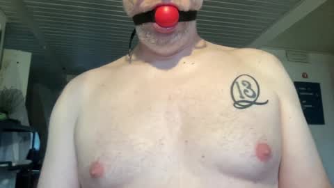 gummicasual online show from February 11, 9:46 am