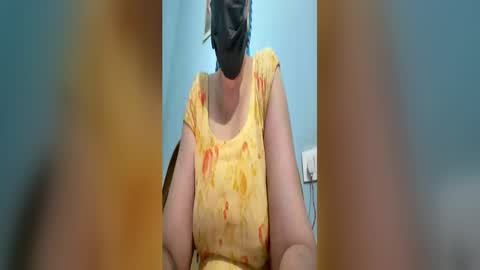 gurleen_kaur69 online show from July 2, 9:58 am