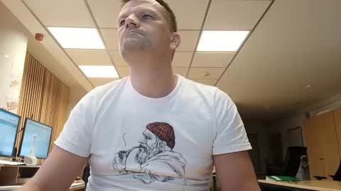 guschidick online show from November 6, 11:41 pm