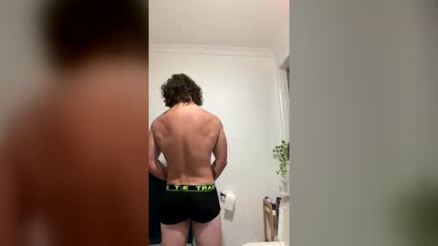 gustavo557722 online show from June 15, 3:59 pm