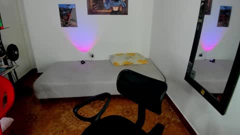 Guts online show from February 6, 7:49 pm