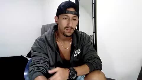 karim online show from January 26, 7:42 am