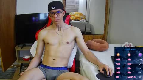 gyo online show from November 30, 12:45 pm