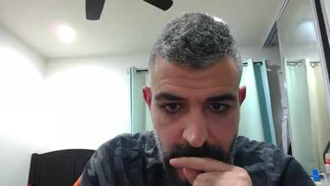 h0nest84 online show from March 10, 3:01 am