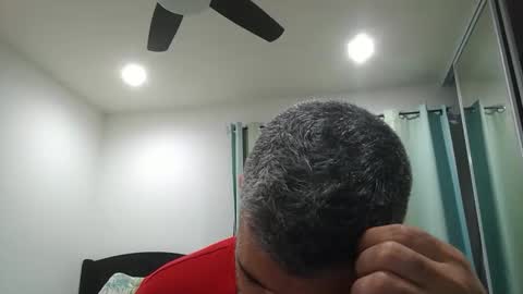 h0nest84 online show from February 22, 5:34 am