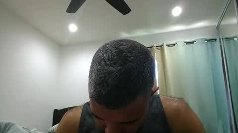 h0nest84 online show from October 12, 5:59 pm