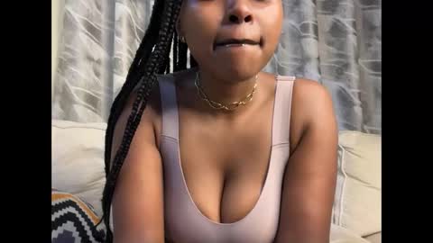 h_o_t_goddess online show from November 22, 8:18 pm