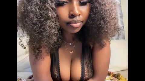 h_o_t_goddess online show from December 19, 4:30 am