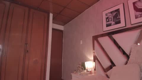 haathorx online show from October 13, 4:47 am