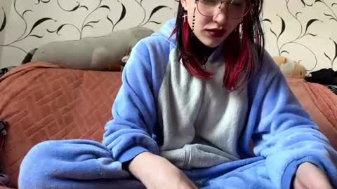 May online show from June 15, 7:44 am