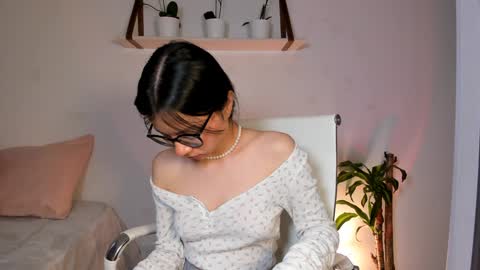 Hailey online show from February 6, 10:53 pm