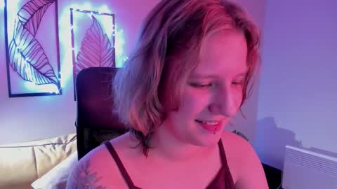 Hailey online show from November 15, 9:22 am