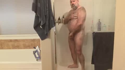 hairydaddreams online show from April 15, 1:58 pm