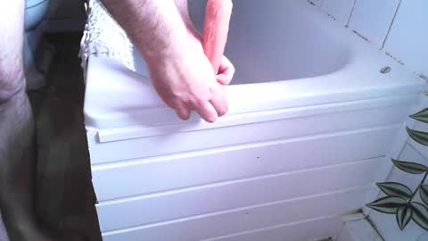 hairyirishbearcub online show from April 10, 4:12 pm