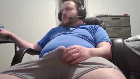 hairymikey online show from February 16, 6:22 am