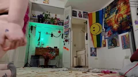 hairypoper online show from December 21, 12:50 am