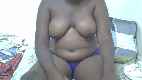 hairypussybigassy001 online show from November 11, 6:32 pm