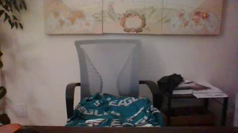 hairypussylover089 online show from October 27, 5:18 am