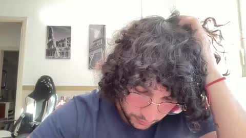 Snapshot of halfblood18 chatting on October 1, 8:41 pm halfblood18 online show from October 1, 8:41 pm