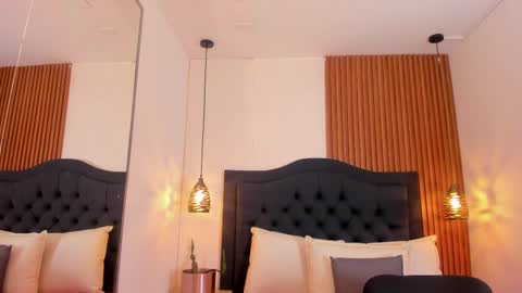 Snapshot of hamilton_1 chatting on October 30, 12:11 am Hamilton online show from October 30, 12:11 am