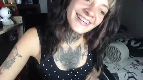 Hanya online show from June 18, 9:31 pm