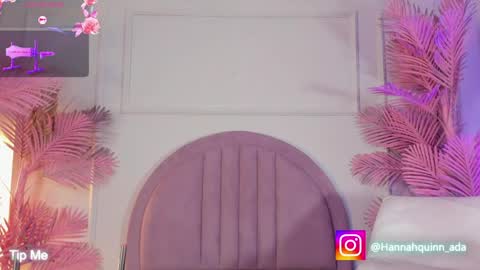 hanaahquinn online show from April 12, 11:47 am