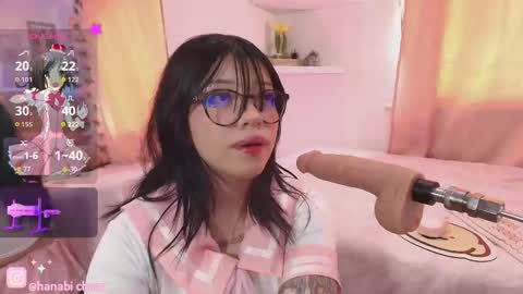 Snapshot of hanabi___ chatting on October 24, 1:56 pm   online show from October 24, 1:56 pm