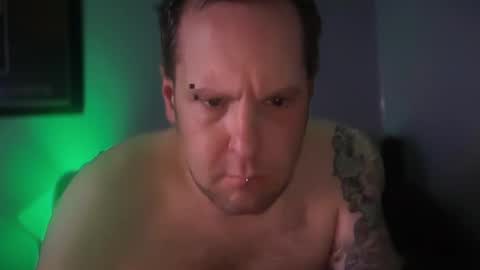 hand_banana_420 online show from October 7, 3:02 am