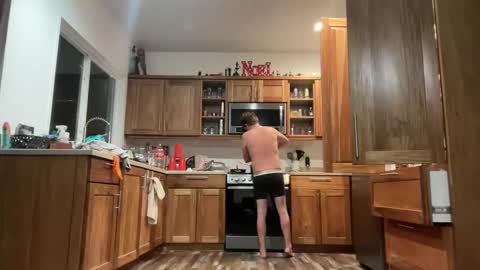 handieman_realtarzan online show from November 12, 4:59 am