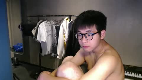 handsome_mannn online show from September 12, 8:00 pm