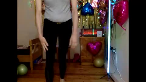 HandsomeAlfie online show from March 15, 3:33 am