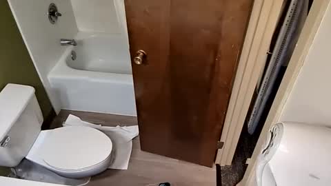 handsomerob42 online show from February 20, 10:06 am