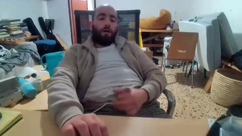 handyboy991 online show from March 29, 3:35 pm