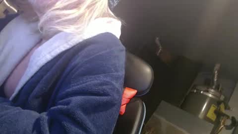 Handystudman online show from March 8, 5:22 pm