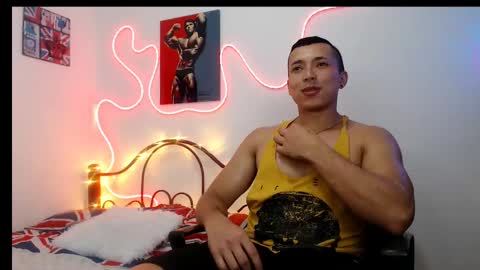 Hank online show from February 28, 2:20 am