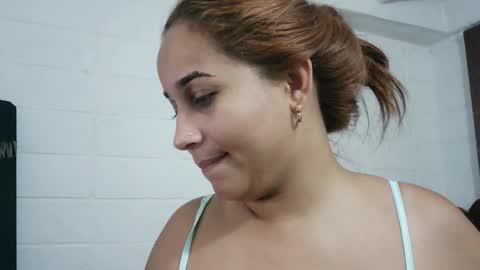 Snapshot of hankalanna chatting on September 22, 12:37 am Hank alanna online show from September 22, 12:37 am